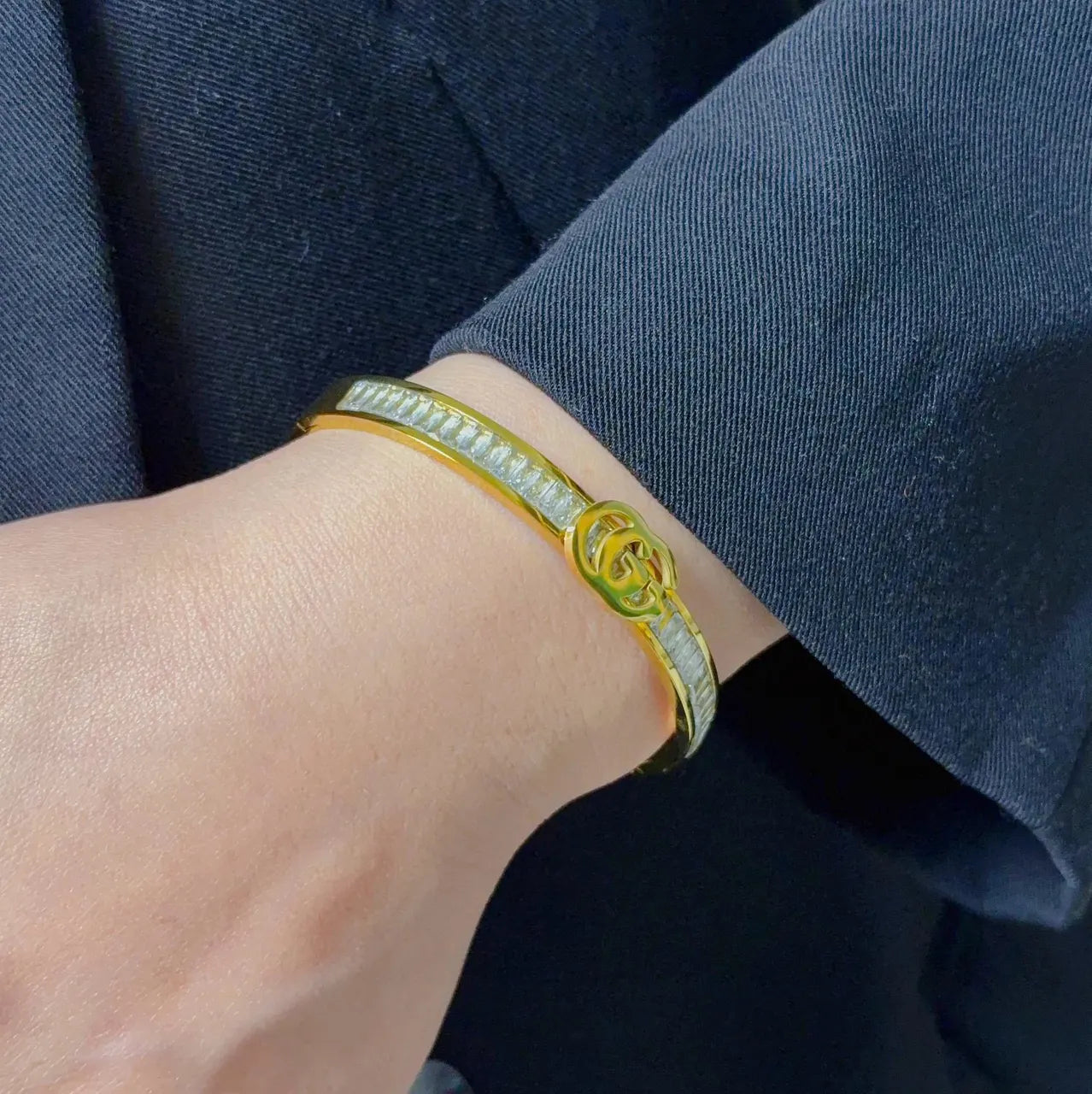 Luxury Crystal G Bracelet