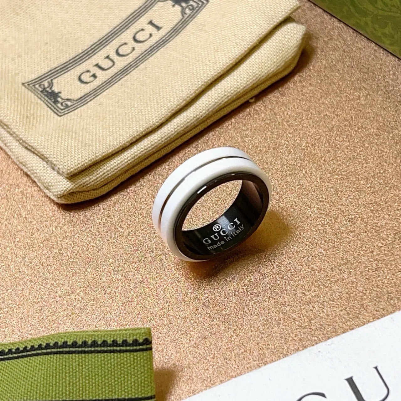 black edge Gucci White Ceramic Ring