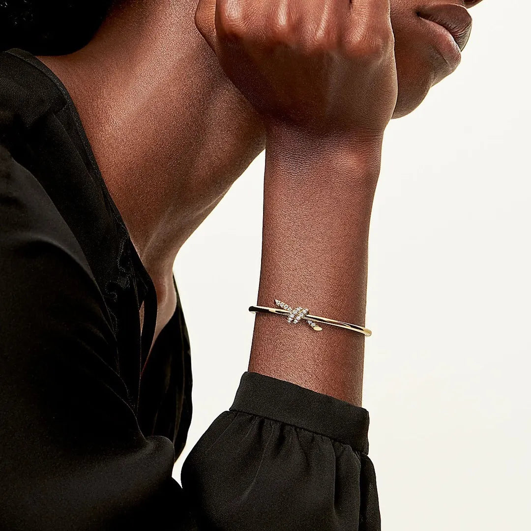 Premium Knot Bangle Bracelet in Gold with Diamonds