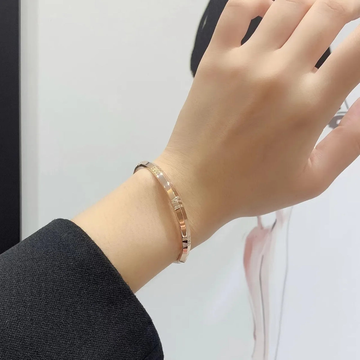 Rose Gold Premium Bracelet - Hình 2