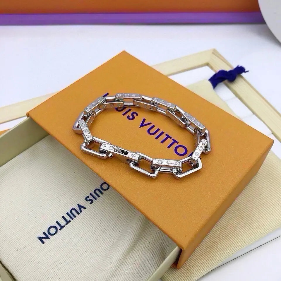 Louis Vuitton Silver Chain - Hình 3