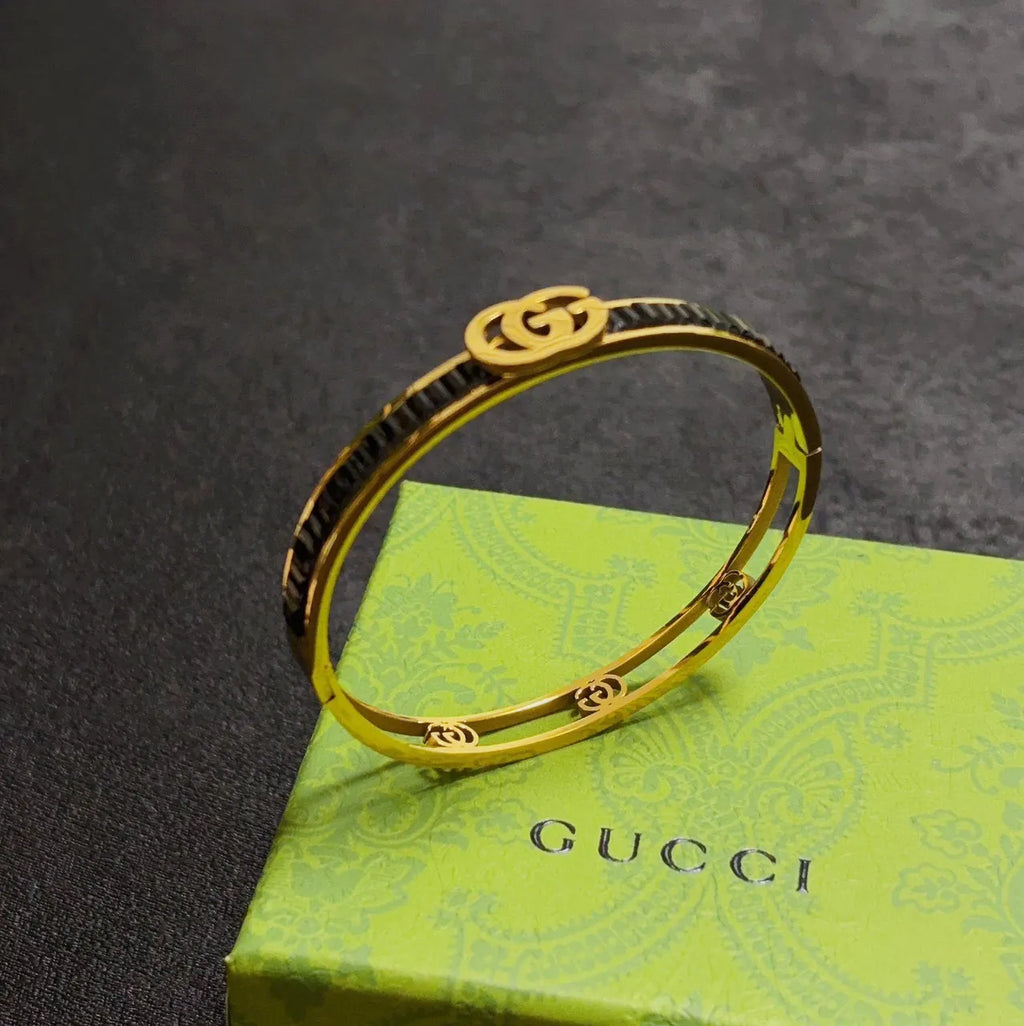 Luxury Crystal G Bracelet - Hình 4