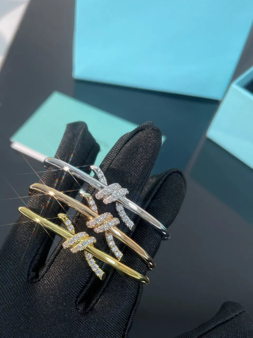 Premium Knot Bangle Bracelet in Gold with Diamonds - Hình 4
