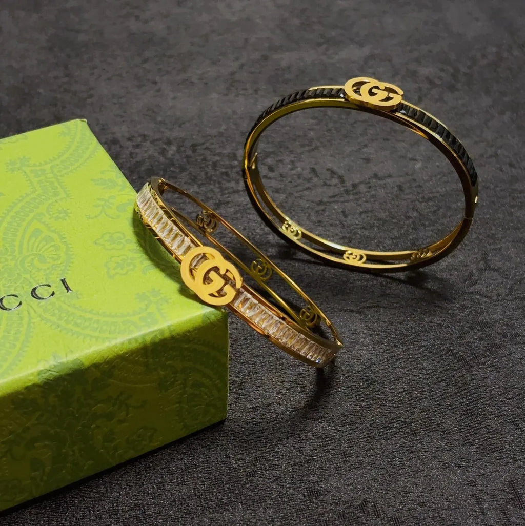 Luxury Crystal G Bracelet - Hình 5