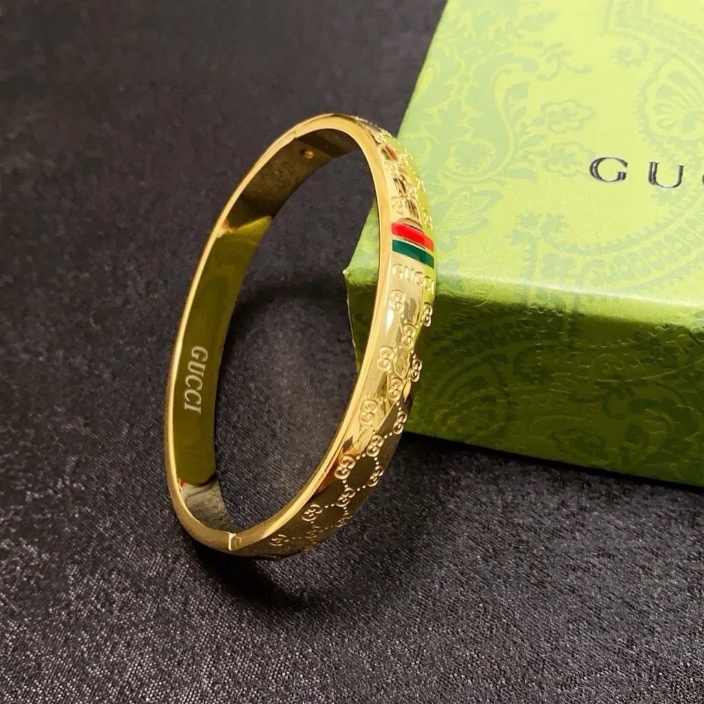 Premium Gold-Plated Designer Inspired Bracelet - Hình 6