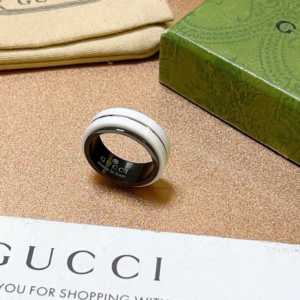 black edge Gucci White Ceramic Ring - Hình 7