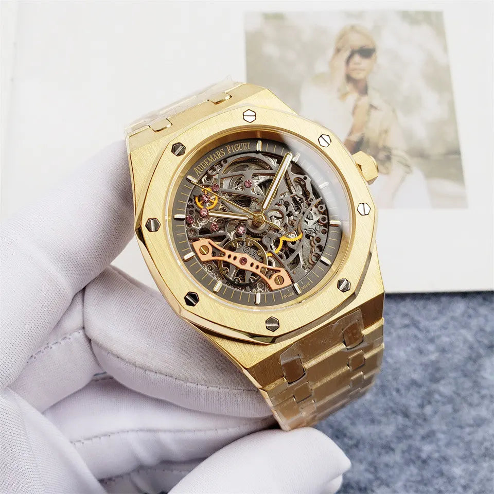 AP Royal Oak Openworked Gold - Hình 3