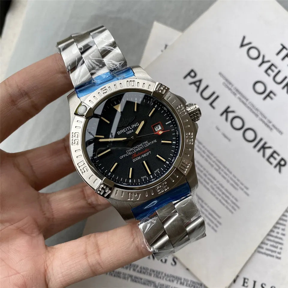 Breitling Avenger Black Dial - Hình 4
