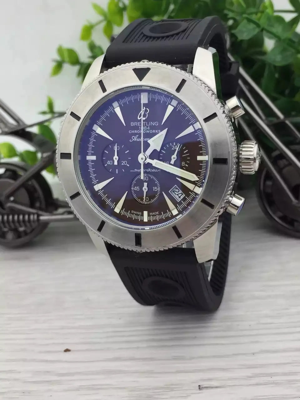Breitling Superocean Blue Dial Leather - Hình 3