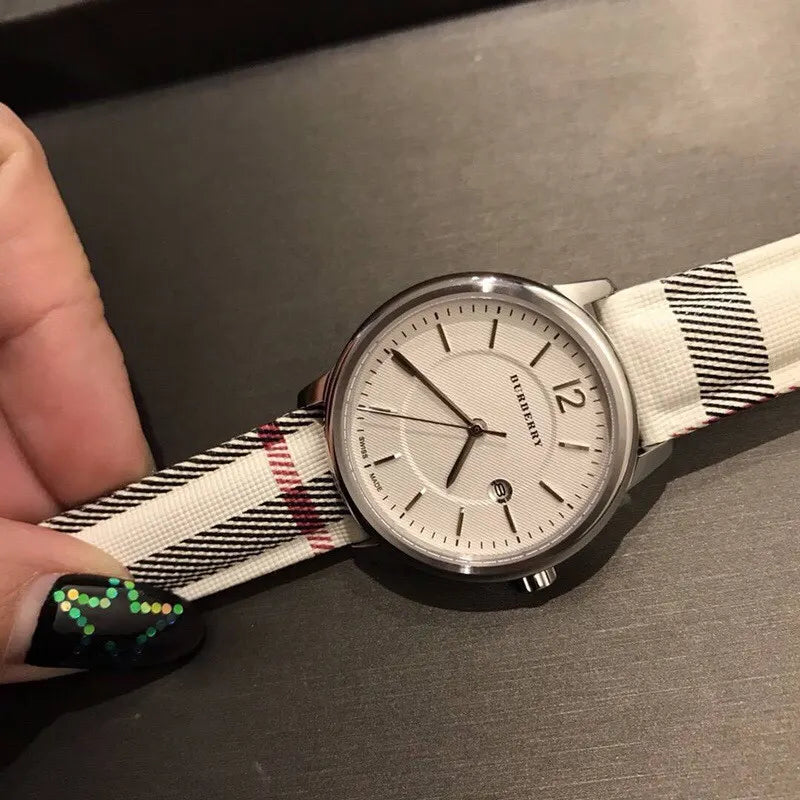 Burberry Plaid Strap Watch - Hình 3