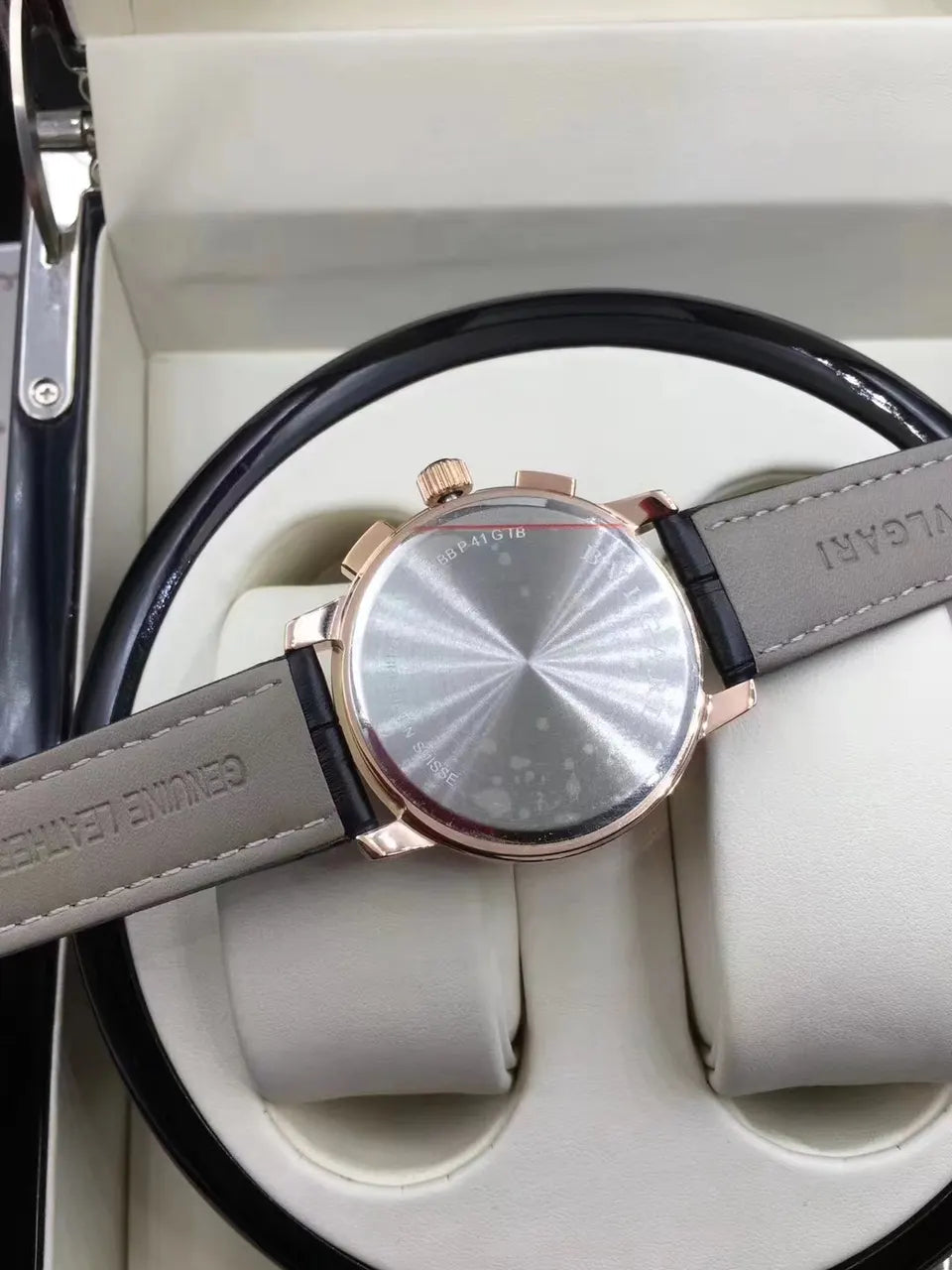 Bvlgari Rose Gold Chronograph - Hình 3