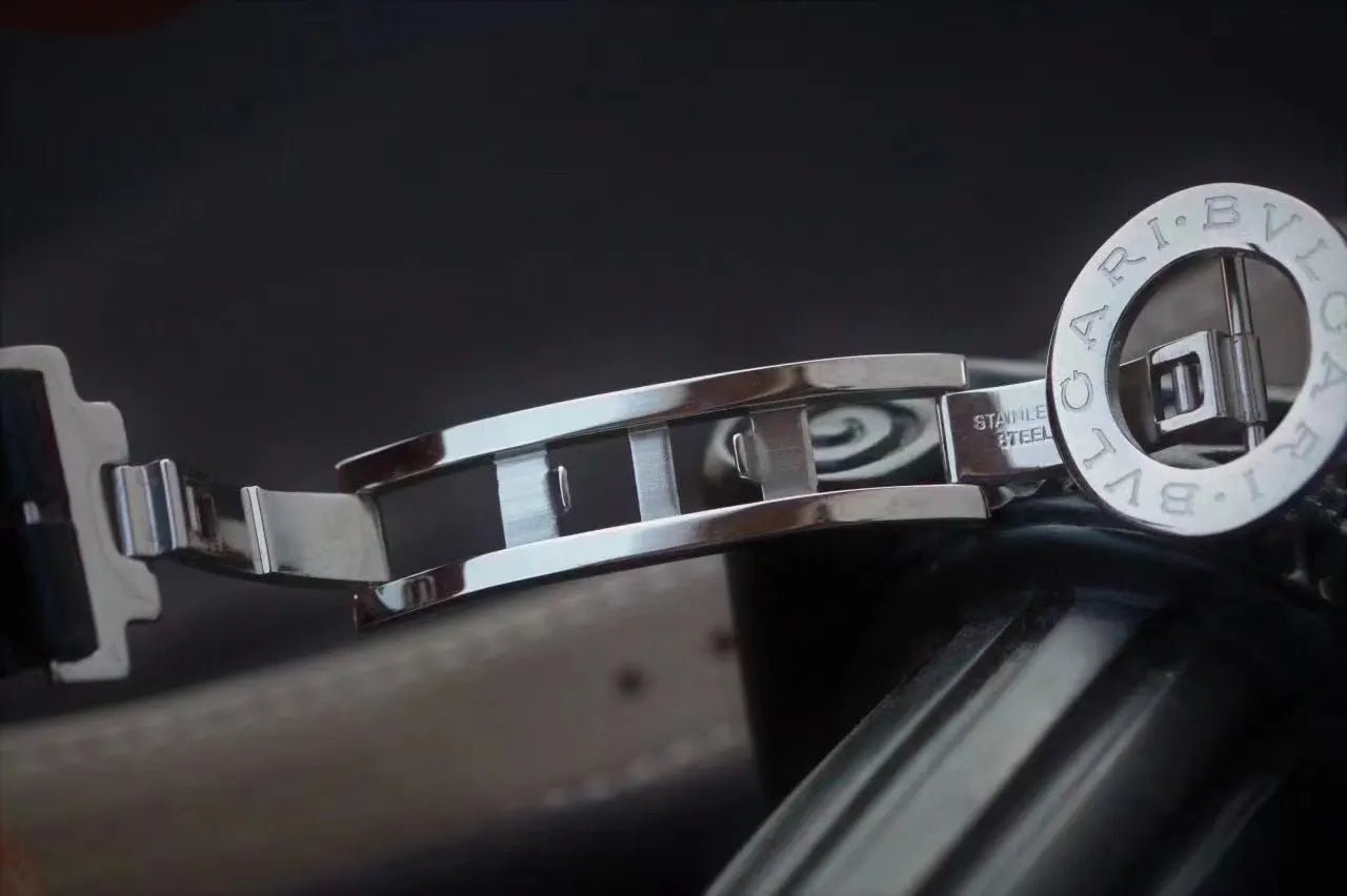 Bvlgari Octo Black Chronograph - Hình 2