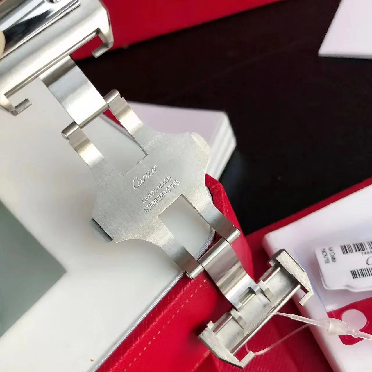 Cartier Diamond Bezel Leather Watch - Hình 2