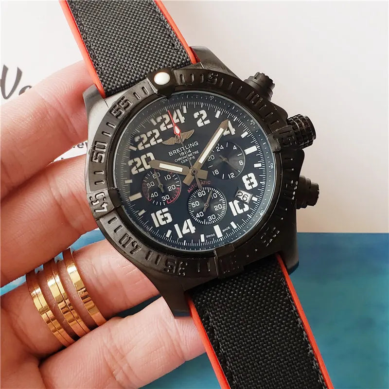 Breitling Avenger Blackbird Chronograph - Hình 8