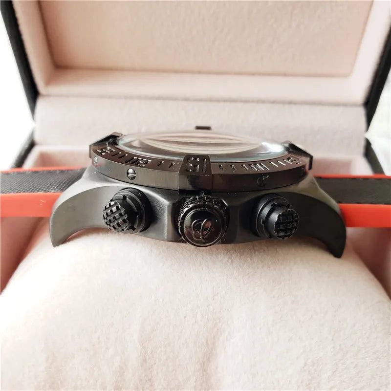 Breitling Avenger Blackbird Chronograph - Hình 6