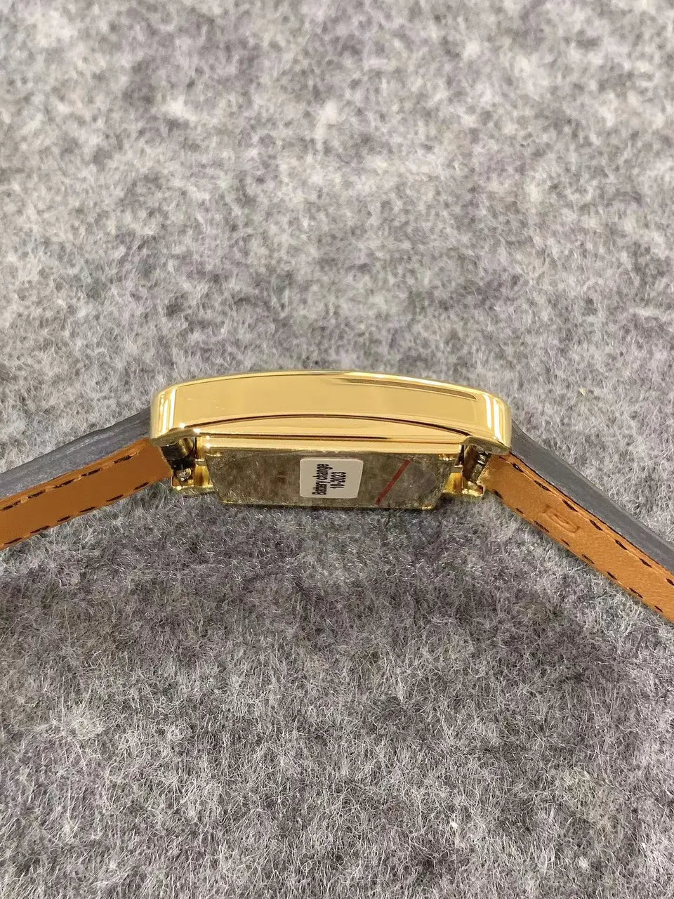 Hermès Gold Rectangular Watch - Hình 4