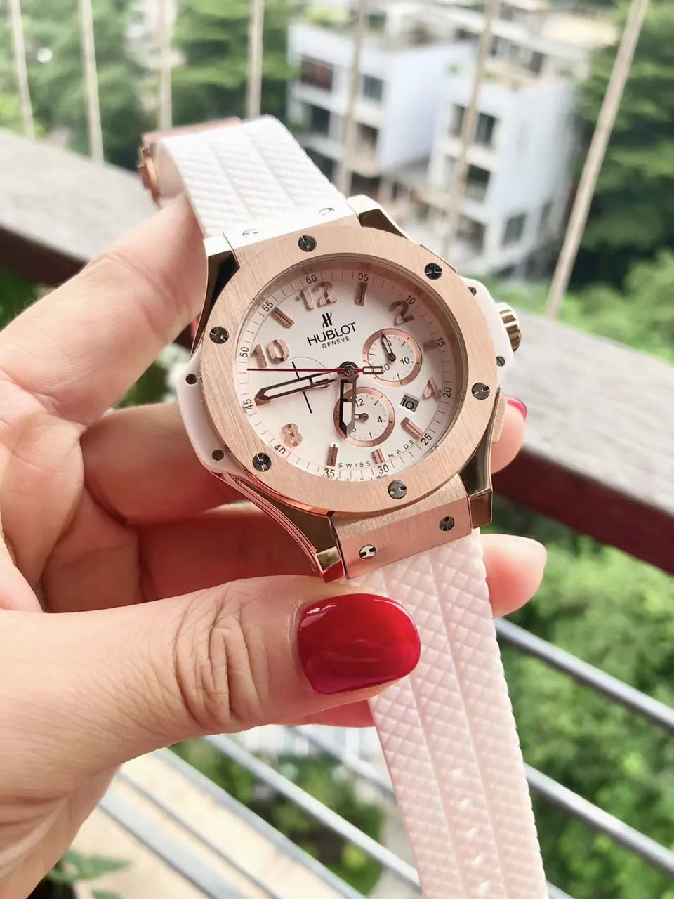 Hublot Rose Gold White Rubber - Hình 4