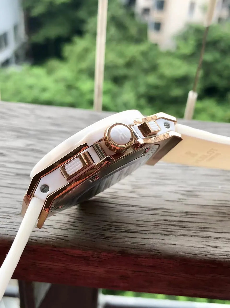 Hublot Rose Gold White Rubber - Hình 2