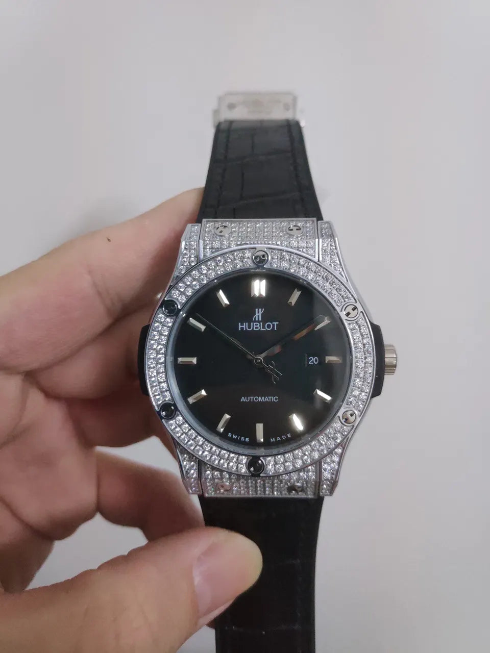 classic Hublot Black Diamond Bezel - Hình 2