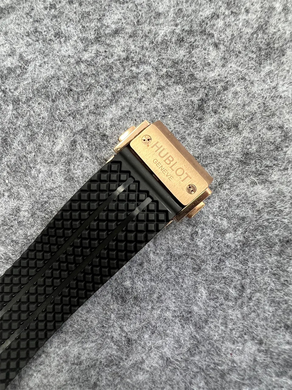 black Hublot Rose Gold Rubber - Hình 3