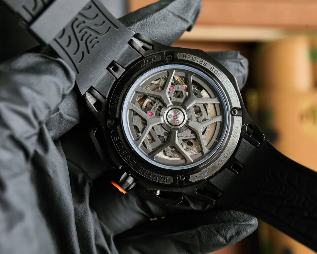 Roger Dubuis Black Rubber - Hình 4