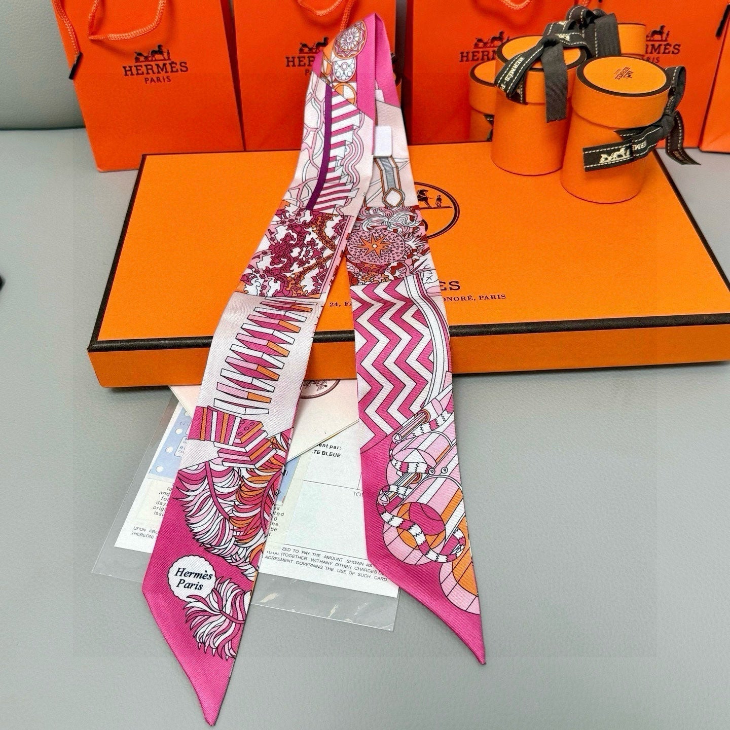 HERMES HERMES 25S SILK NECKERCHIEF 86 IN SILK 714347