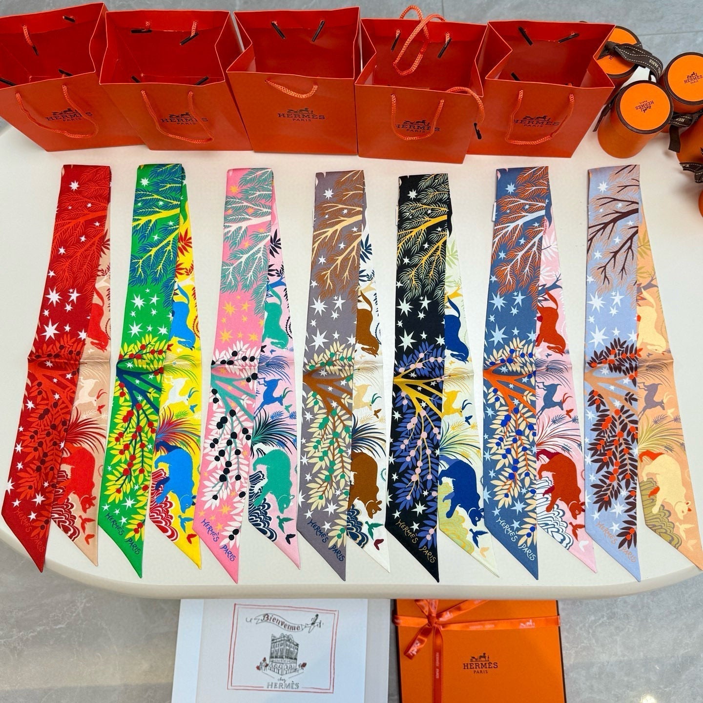 HERMES HERMES 25S SILK NECKERCHIEF 86 IN SILK 714357