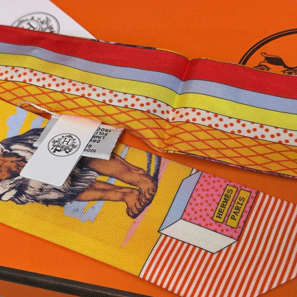 HERMES HERMES 25S SILK NECKERCHIEF 86 IN SILK 714360
