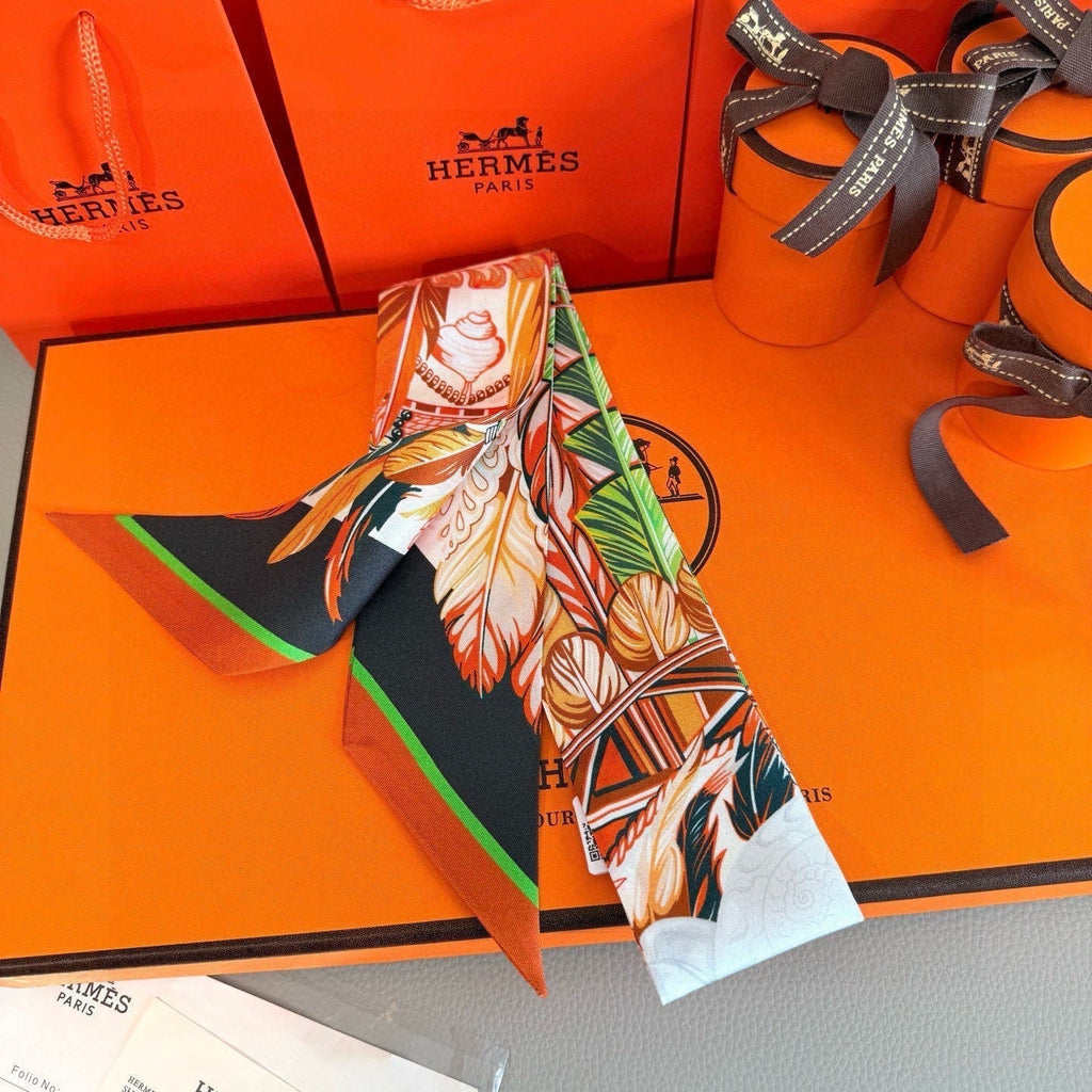HERMES HERMES 25S NECKERCHIEF 86 IN SILK 991555