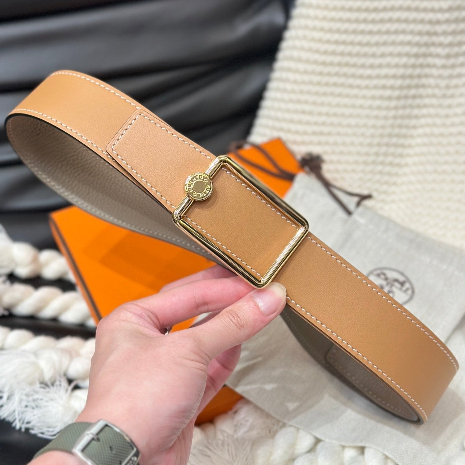 HERMES OSCAR BELT GOLD BUCKLE & REVERSIBLE HONEY ORANGE LEATHER STRAP 38MM