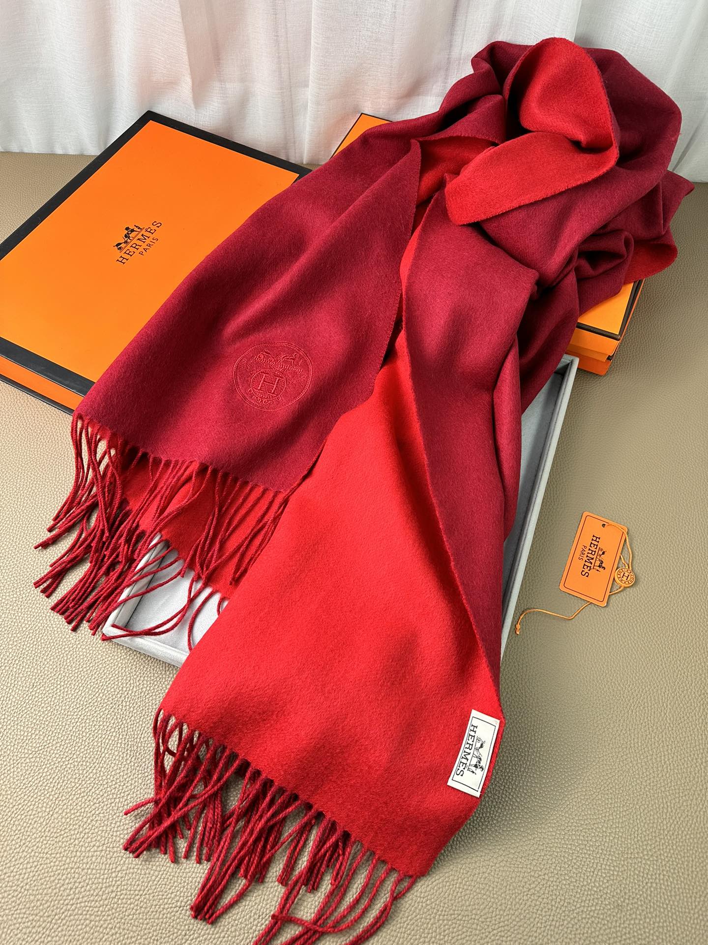 HERMES DOUBLE-FACE SCARF 200 CM IN CRIMSON RED CASERE