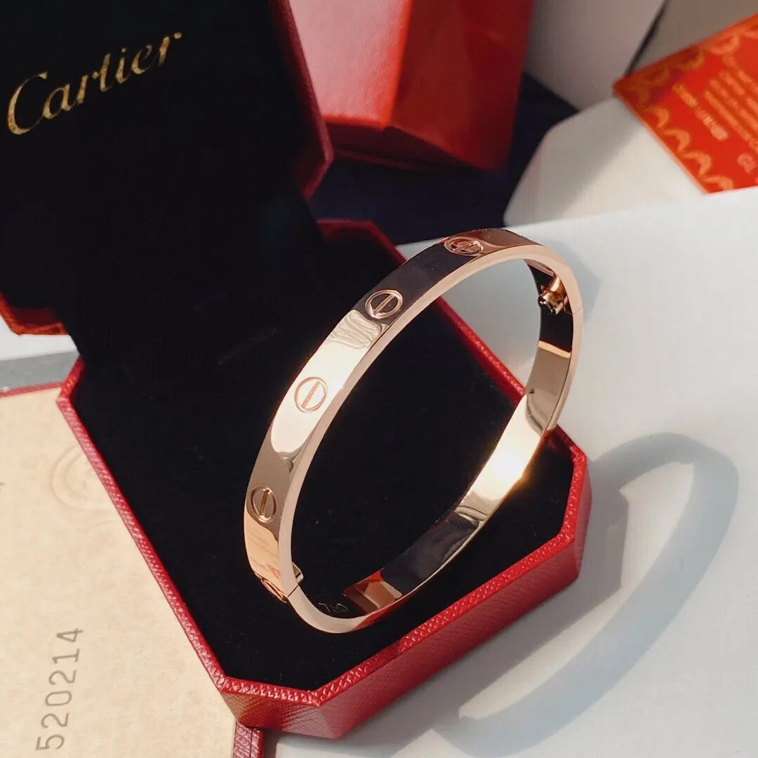 Cartier LOVE bracelet in rose gold - Hình 2