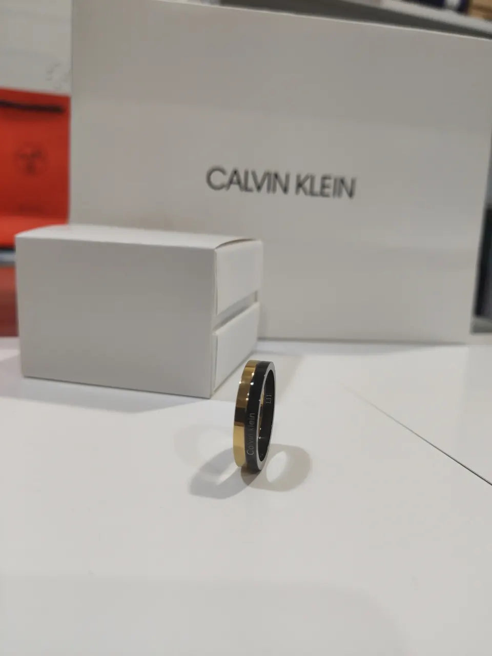 Calvin Klein Gold Black Ring - Hình 5