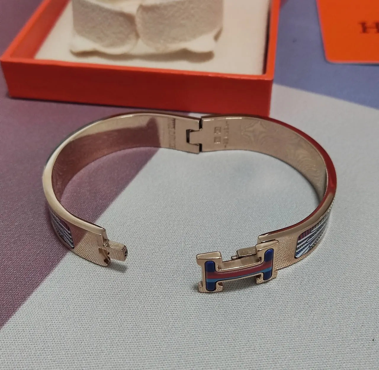 Hermes Style Premium Bracelet - Rose Gold with Multi-color Enamel - Hình 8