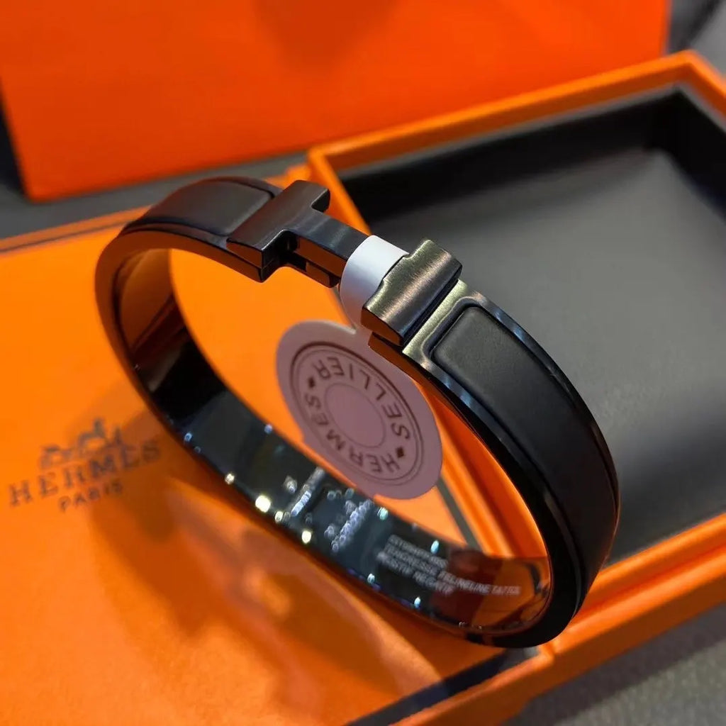 Premium Black Geometric Clasp Bracelet - Hình 9