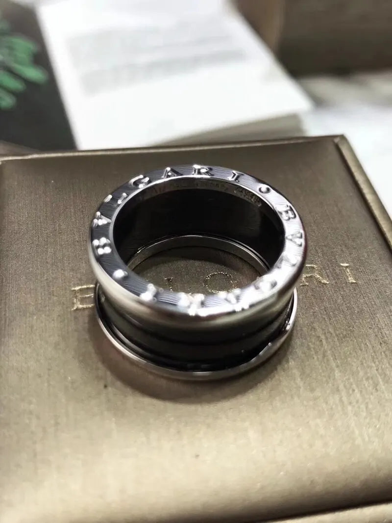 Bvlgari Black Ceramic Ring zero1 - Hình 2