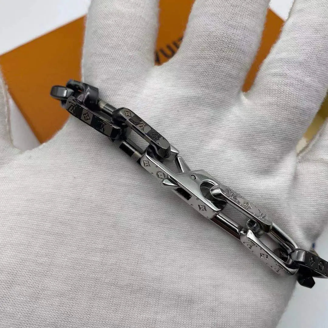 Premium chain link bracelet in silver and gunmetal finish - Hình 7