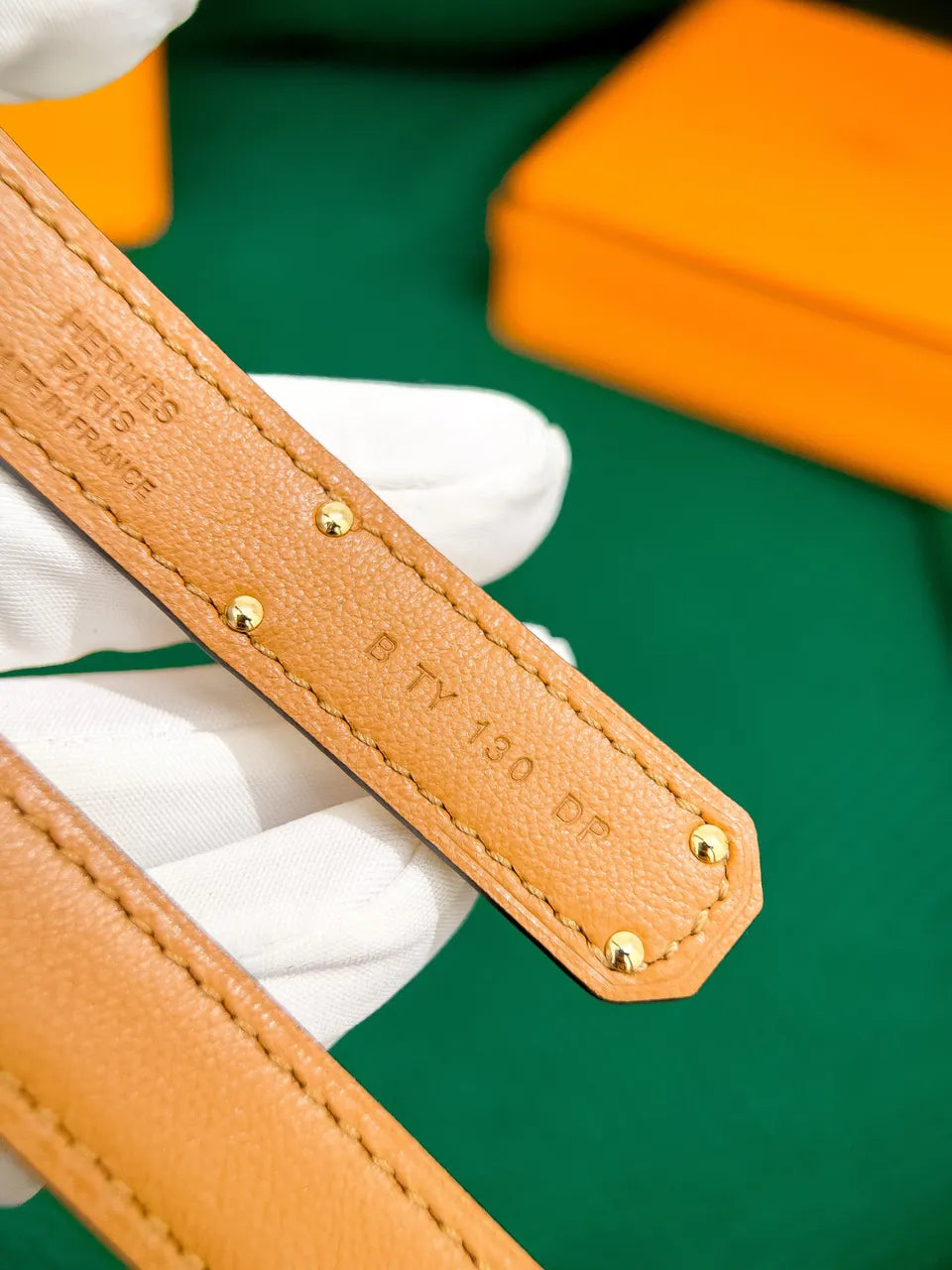 Hermes Jaune Ambre Leather Belt - Hình 8