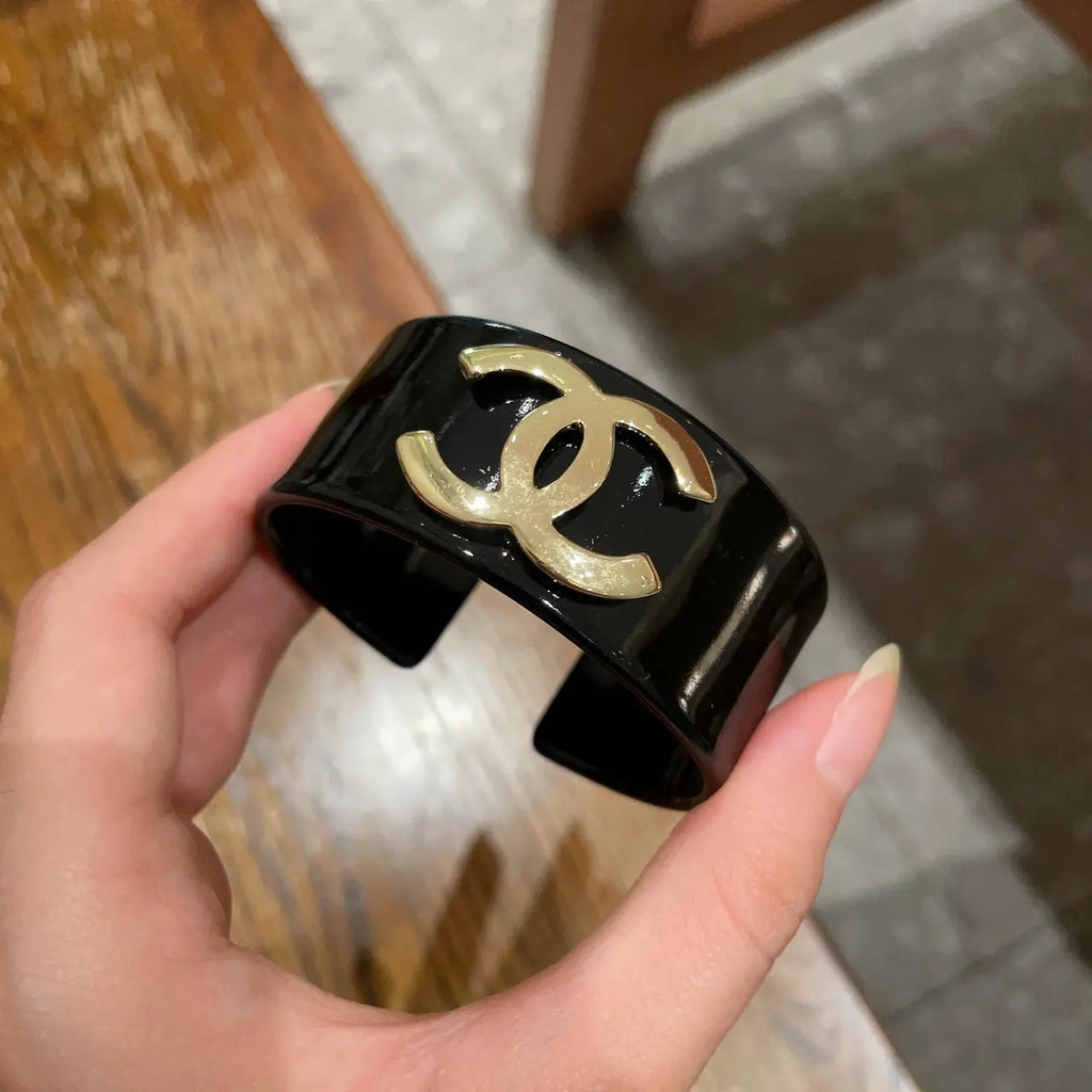 Designer Inspired Black Bangle Bracelet with Gold Logo - Hình 5