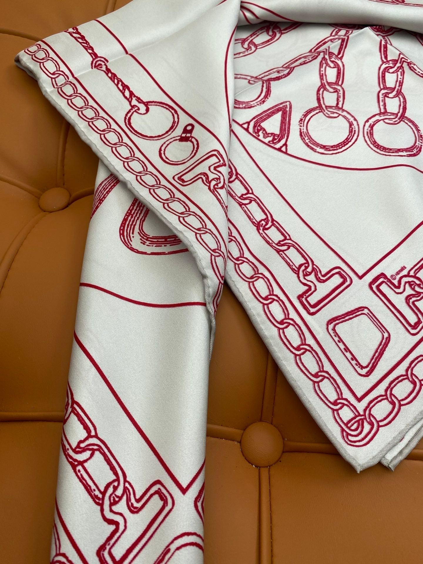 HERMES HERMES 25S SCARF 90 IN SILK 703665