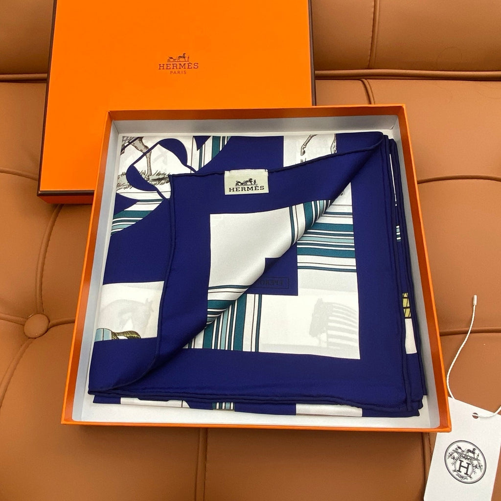 HERMES HERMES 25S SCARF 90 IN SILK 703707
