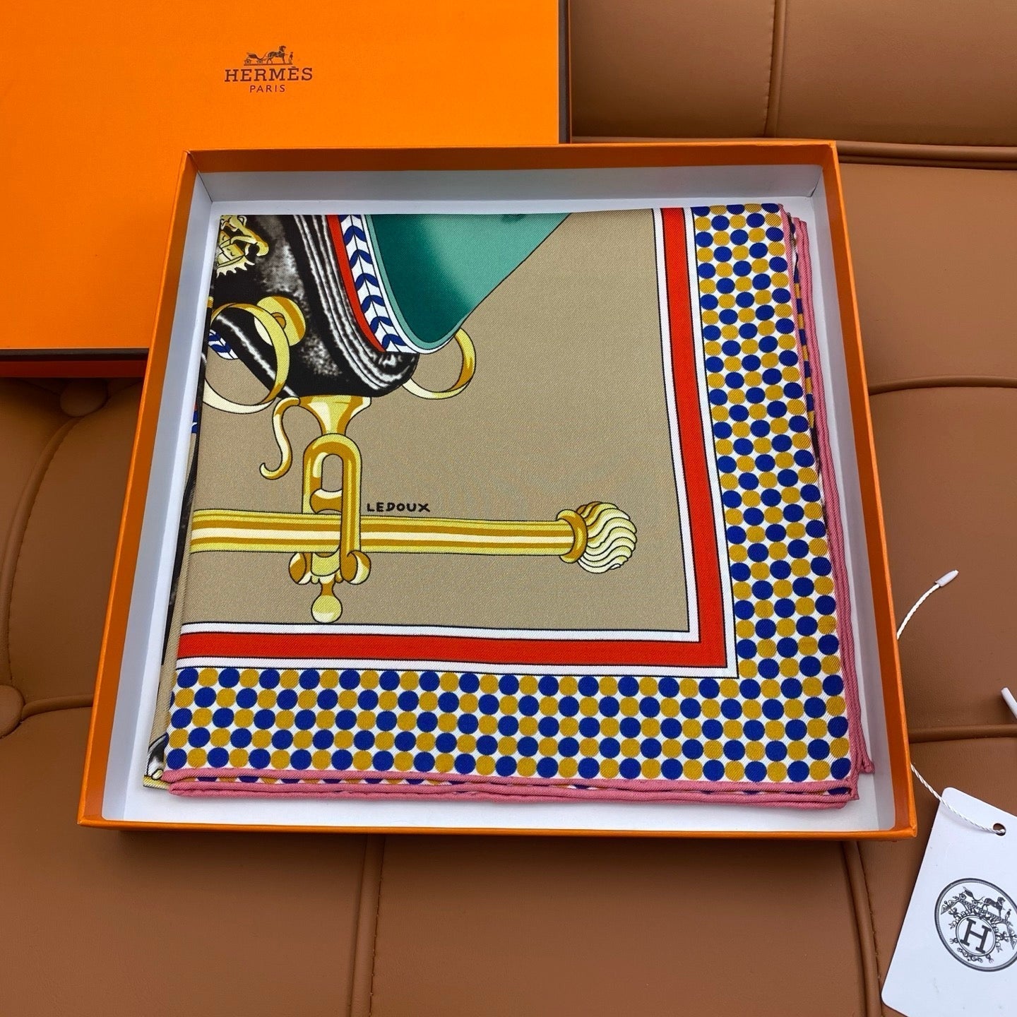 HERMES HERMES 25S SCARF 90 IN SILK 709678