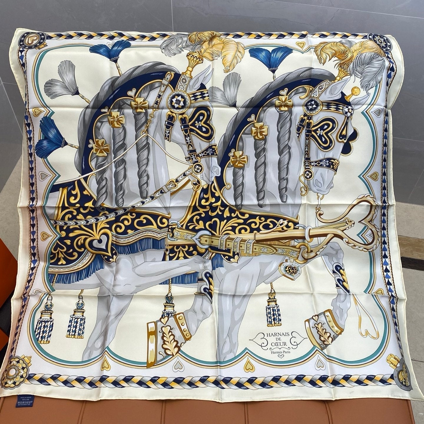 HERMES HERMES 25S SCARF 90 IN SILK 709686