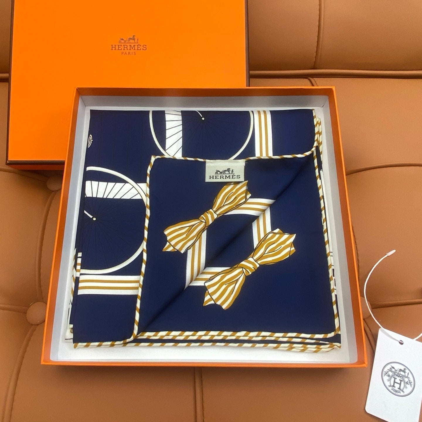 HERMES HERMES 25S SCARF 90 IN SILK 718481