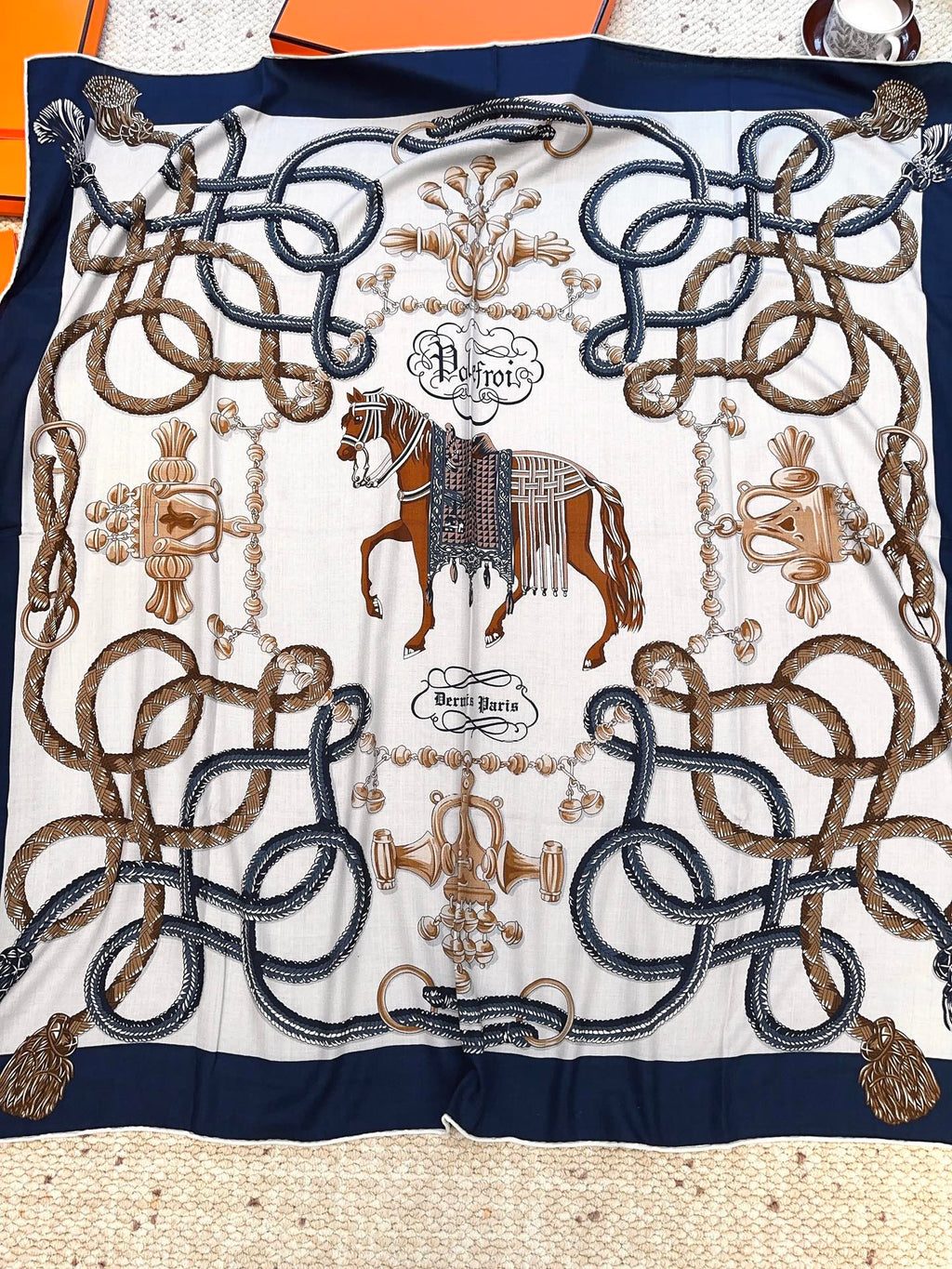 HERMES HERMES 25S SCARF 140 IN CASERE SILK 854537