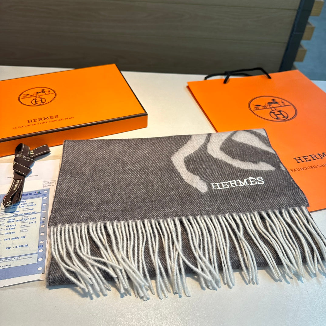 HERMES CASAQUE PORTE-CLEFS MUFFLER 180 CM SPANISH GRAY CASERE