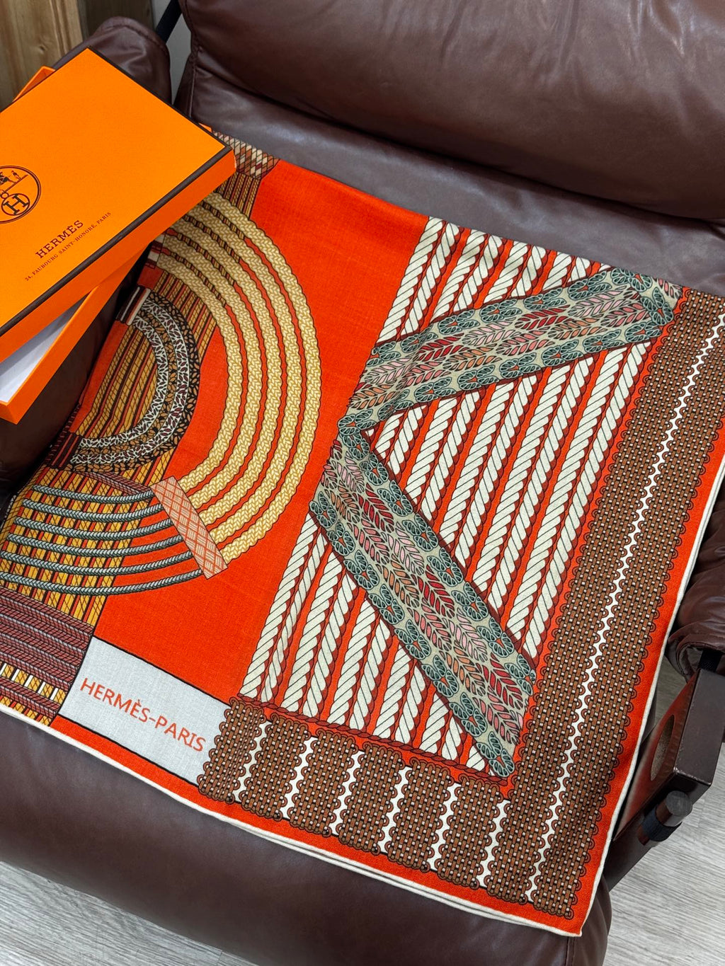 HERMES HERMES 25S SCARF 140 IN SILK TWILL 733918