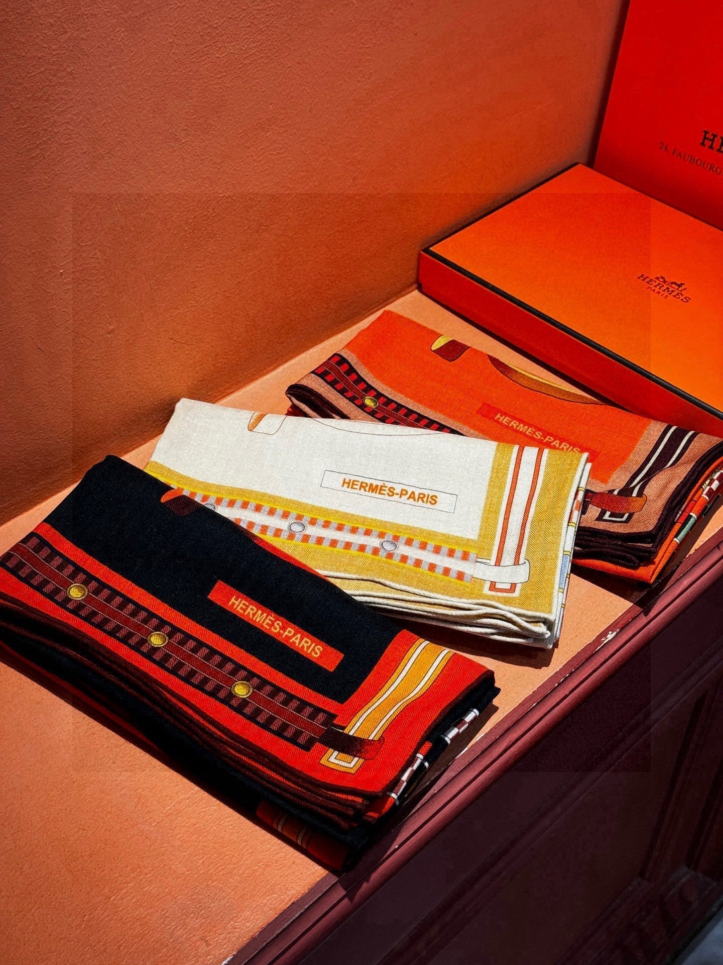 HERMES HERMES 25S SCARF 140 IN SILK AND CASERE 735807