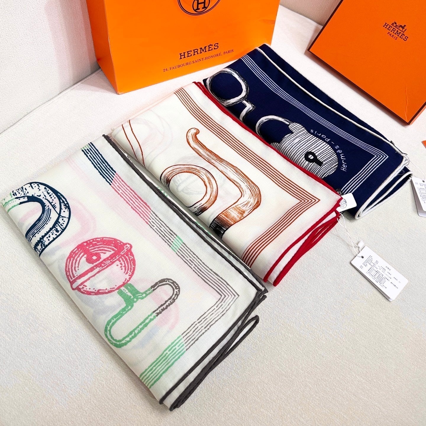 HERMES HERMES 25S SCARF 135 IN CASERE SILK 854593