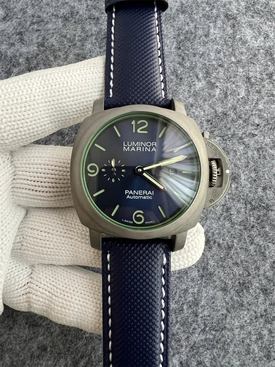 luminor Panerai Blue Titanium Watch - Hình 4